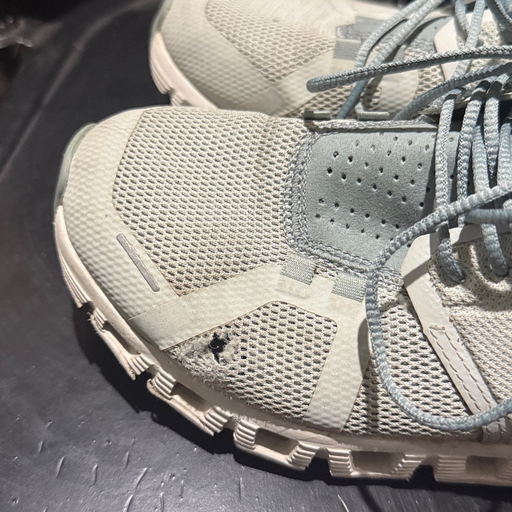 On Cloud 5 - image 5